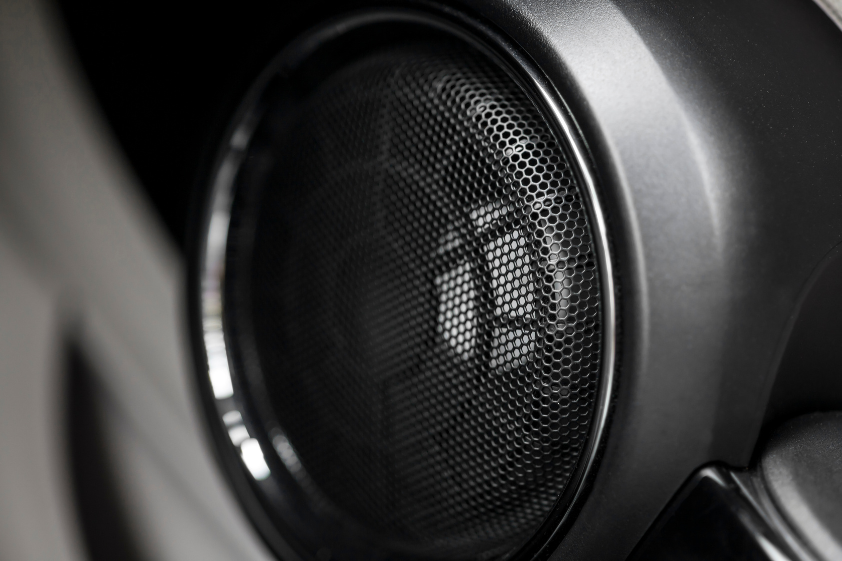 Car speaker